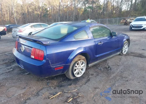 2005 Ford Mustang V6 Deluxe/V6 Premium from USA, damaged, VIN 1ZVFT80N555135123
